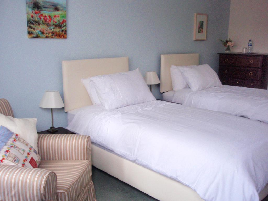 Weston House Bed and Breakfast Bampton  Δωμάτιο φωτογραφία